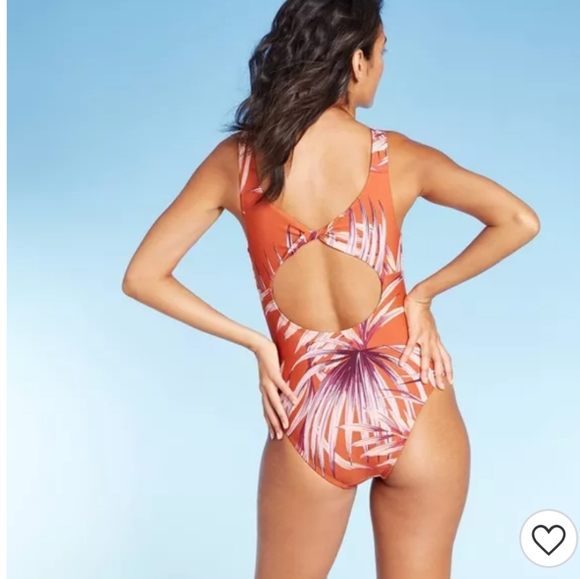 New tropical Floral kona sol 1 piece swims… - Picture 2 of 7